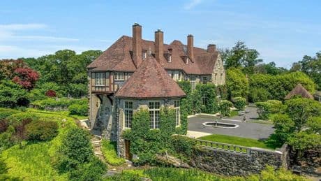 $30 Million Estate Up For Sale In Exclusive Hudson Valley Village—Home To Tycoons And Socialites (Photos)
