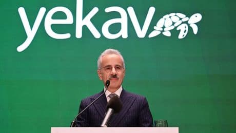 Bakan Uraloğlu: Bölünmüş yollar ile 2,4 milyar litre akaryakıt tasarrufu sağlandı