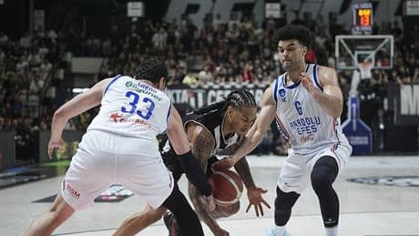 Beşiktaş 87-90 Anadolu Efes (MAÇ SONUCU ÖZET)
