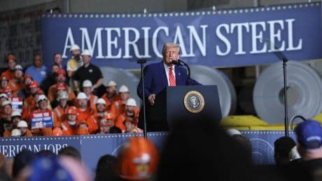 Trump afirma que planea duplicar los aranceles al acero al 50% para "reforzar la seguridad de la industria de EEUU"