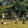 Partage, confiance et bienveillance : les piliers de l’acroyoga s’enracinent aussi à Nantes