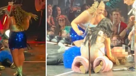 Frau fällt bei Konzert auf Bühne in Ohnmacht - Superstar hilft sofort