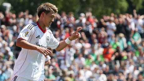 DFB-Pokal: Eintracht Frankfurt und SC Paderborn eine Runde weiter
