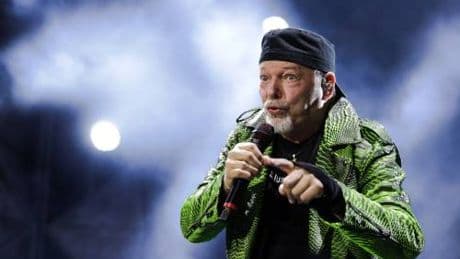 "Le ho cantate chiare". Il monologo di Vasco dal palco per Gaza