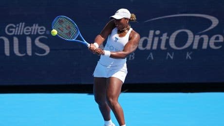 La tenista Taylor Townsend, número dos del mundo, sin patrocinador y con un logo casero en el US Open