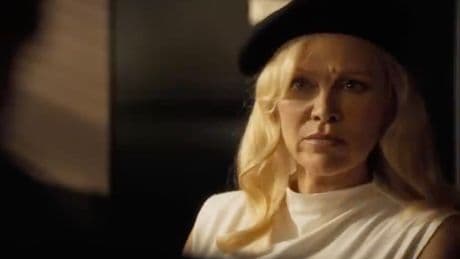„Die nackte Kanone“ (2025) - Pamela Anderson und Liam Neeson