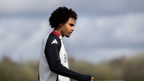 Manchester United handed triple boost as Joshua Zirkzee makes shock return ahead of Europa League final