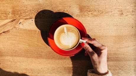 Pantone-Trend: Pantone Tassen: Trinken Sie Ihren Kaffee, wie ein Designer es tun würde