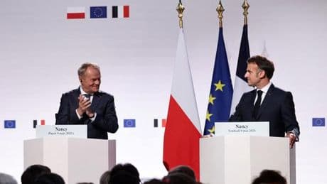 En direct, guerre en Ukraine : Emmanuel Macron souhaite un plan américano-européen pour un cessez-le-feu, avec menace de « sanctions massives »