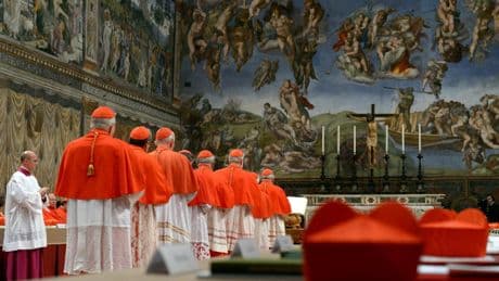 Comienza el cónclave en la Capilla Sixtina para elegir al nuevo papa, en streaming
