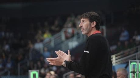 Mumbrú no dirigirá a Alemania en lo que resta de Eurobasket: «No estoy físicamente preparado»