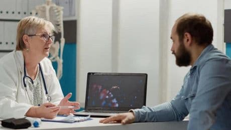 'Doctor IA', el plan para que la inteligencia artificial recete sola medicinas en EEUU que España rechaza: "Falla una de cada 10"