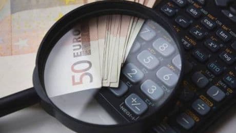 "Flat tax al 5% per gli under 30 assunti a tempo indeterminato". Il piano del governo