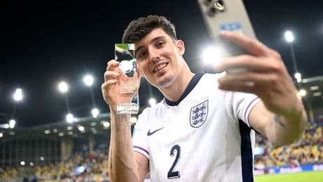 'Tino Livramento reminds me of Gareth Bale - he will be a future England captain'