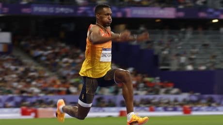 El retorno del rey Jordan: el oro olímpico de triple salto vuelve en el Campeonato de España, 359 días después