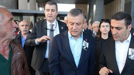 CHP lideri Özel'i yumruklayan saldırgan hakkında MASAK raporu ile HTS kayıtları istendi