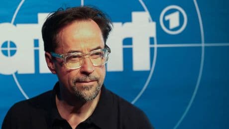 Jan Josef Liefers: Das ist der berühmte Stiefbruder des "Tatort"-Stars