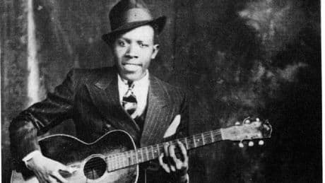 Robert Johnson: el mesías demoníaco del blues que hizo un pacto con Satanás