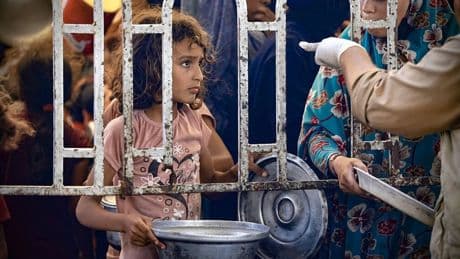 UNRWA’dan Gazze için kritik uyarı: Filistinliler susuzluktan ölme riskiyle karşı karşıya