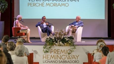 Allungare la vita si può: la ricetta sulla longevità del premio Nobel per la Chimica Ramakrishnan