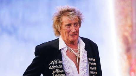 Sir Rod Stewart 'devastated' after cancelling more concerts