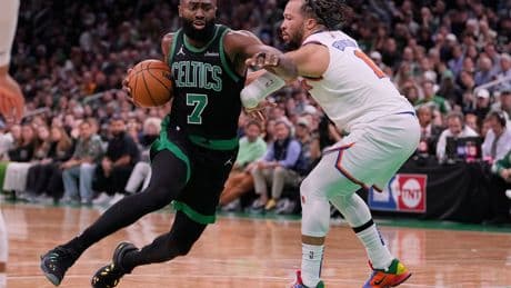Los Celtics sacan su orgullo de campeón sin Tatum y sobreviven ante los Knicks