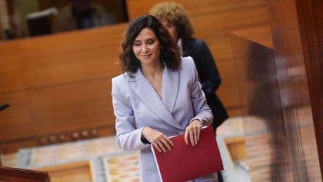 Ayuso se sitúa como alternativa a Sánchez y anuncia su &quot;oposición frontal a todo lo que suponga pasar a una autocracia&quot;