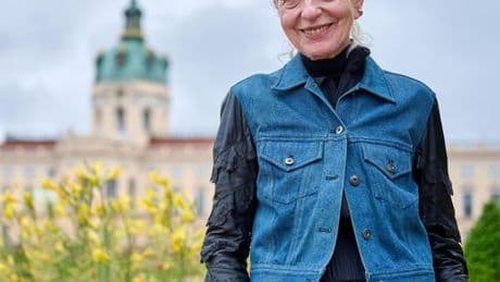 Model mit 74: Anna von Rüden liebt es „ehrlich“ und ungeschminkt