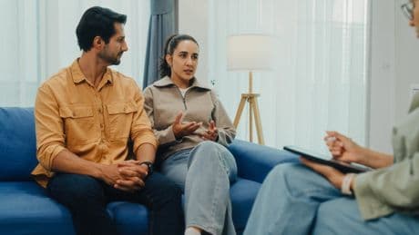 The five rows that can end a marriage and how to resolve them, according to a mediator