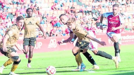 El Sanse repite escenario: el empate global contra el Nàstic le serviría para ascender a Segunda