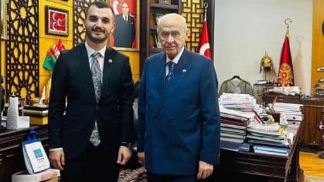 Bayrampaşa Belediyesi'ne operasyonda dikkat çeken detay: MHP yöneticisi de gözaltında