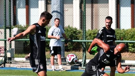 Beşiktaş play-off turu için yarın St. Patrick's ile karşılaşacak