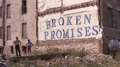 New York, l’America e le promesse infrante nell’opera di John Fekner