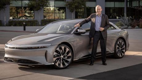 Peter Rawlinson, ex ingeniero de Tesla: “Se está haciendo demasiado hincapié en la carga rápida de los coches eléctricos, pero la mayoría de la gente no conduce 800 kilómetros al día”