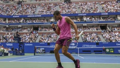 Un Alcaraz sin fisuras se venga de Djokovic para jugar otra final