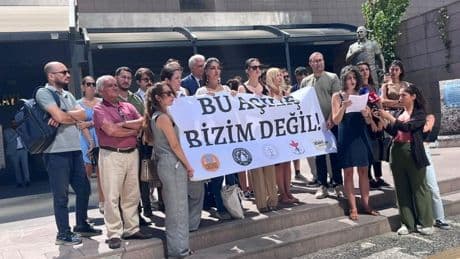 İzmir’de hukuk örgütlerinden adli yıl açılışı açıklaması: “Bu açılış bizim değil”