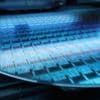 heise+ | Licht für neue Chips: Wie Photonen den Energiehunger von KI stillen sollen