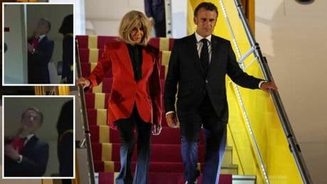 Macron e lo «schiaffo» di Brigitte sull'aereo presidenziale. La lite, il video virale e la smentita: «Stavamo scherzando»