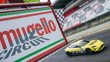 La Porsche Taycan Rush infiamma il Mugello