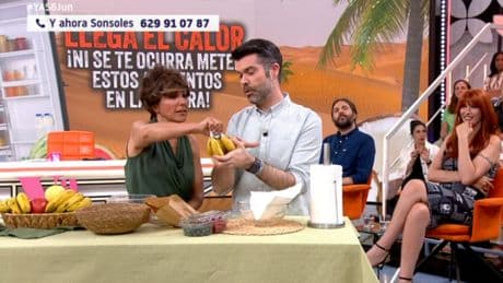 ‘Nutriman’ comparte el truco definitivo para alargar la vida del plátano: “Ponle papel de aluminio en el rabito”