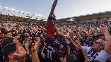 El Levante regresa a Primera tres años después tras vencer al Burgos con una remontada