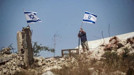 Un colono israelí mata a un activista que ayudó a grabar 'No Other Land'