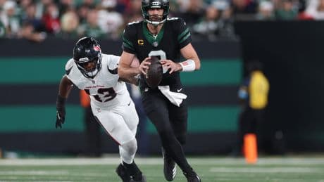 Neville Hewitt joins Giants practice squad with Week 3 debut a real possibility