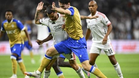 CANLI ANLATIM: Beşiktaş, Lausanne'yi ağırlıyor