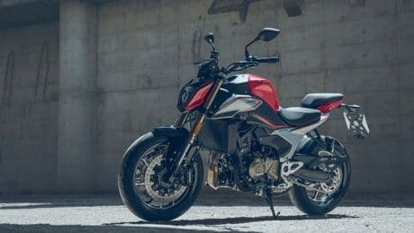 QJ Motor lanza su nueva SRK 600, una completa naked por menos de 5.000 €
