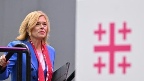 Klöckner verteidigt Kritik an Kirche – „Sie darf keine Partei sein“