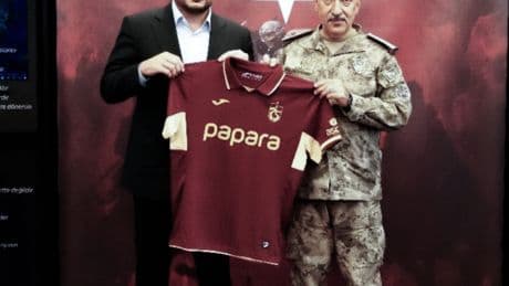 Trabzonspor Başkanı Doğan, Jandarma Genel Komutanlığı ile Özel Harekat Başkanlığını ziyaret etti