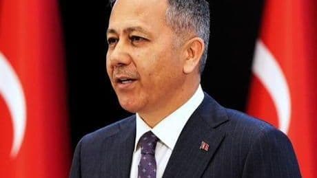 Bakan Yerlikaya, Çanakkale'deki orman yangınına ilişkin konuştu! '2 bin 220 vatandaşımız tahliye edildi'