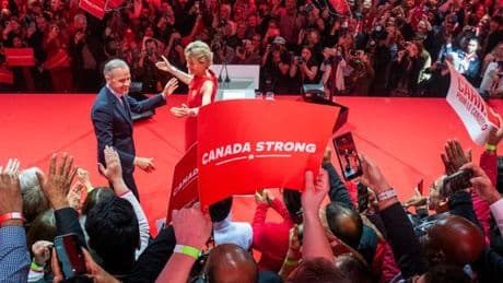 Au Canada, le libéral Mark Carney frôle la majorité absolue et tourne la page Justin Trudeau