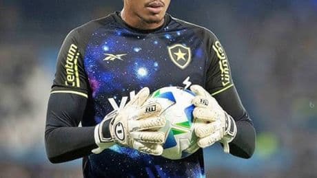 Transferde ortalık kızışacak! Fenerbahçe ve Galatasaray aynı kaleciye talip